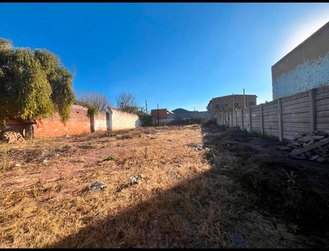 LAND FOR SALE IN SPRINGS CENTRAL